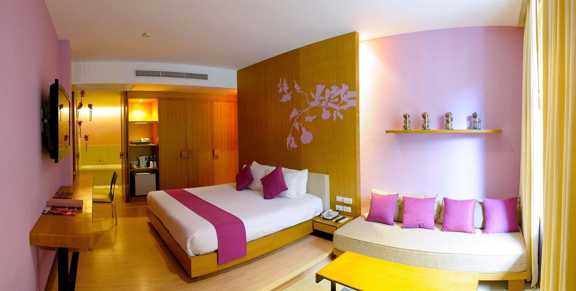 Iyara And Plaza Resort 4*